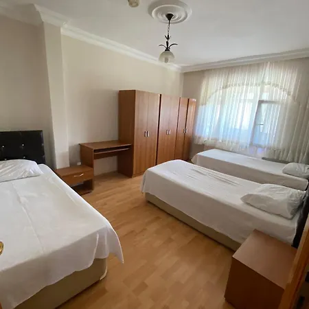 Bahceli Ve Goel Manzarali Ev Apartment *