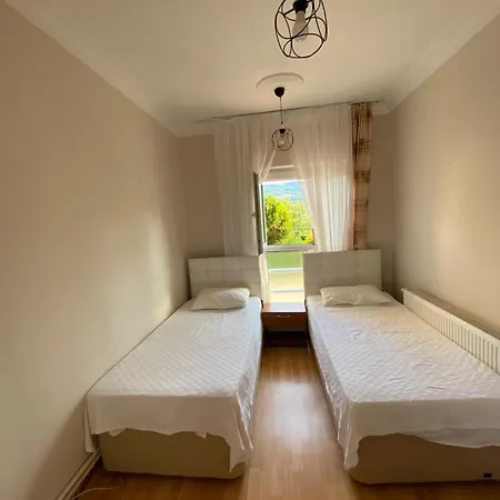 Bahceli Ve Goel Manzarali Ev Apartment Sapanca